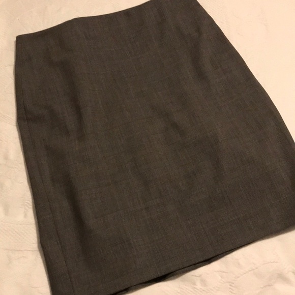Ann Taylor Dresses & Skirts - Ann Taylor brown plaid skirt